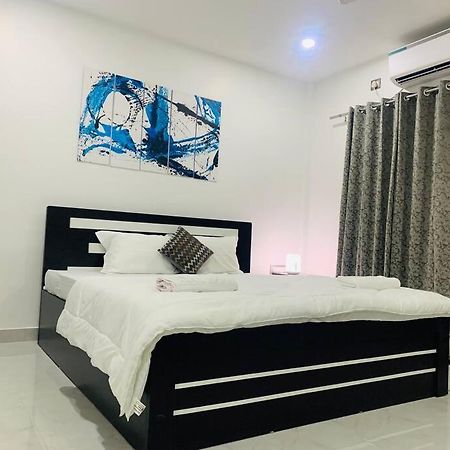 Appartamento White Orchid, Unique & Stylish, Executive 2Bhk. Guwahati Esterno foto